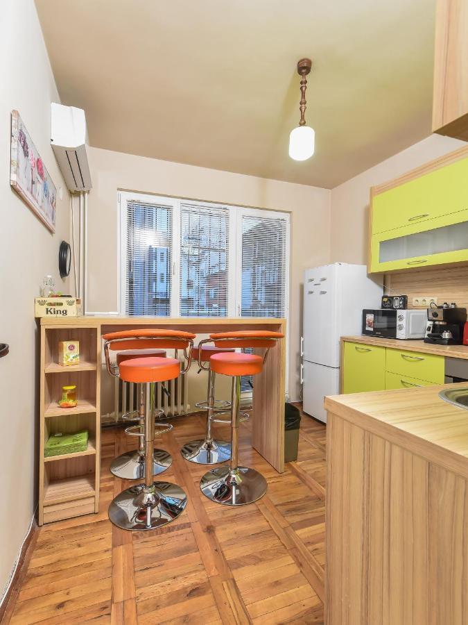 Vintage Spot - Colorful One-Bedroom Apartment By Flat Mаnager Sofia Esterno foto