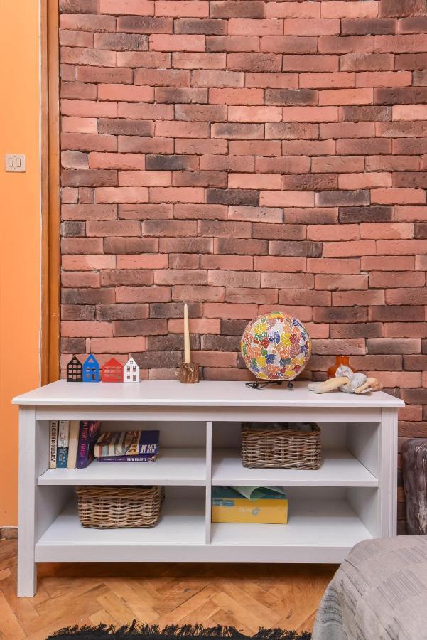 Vintage Spot - Colorful One-Bedroom Apartment By Flat Mаnager Sofia Esterno foto